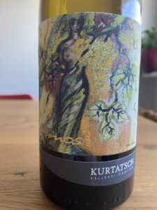 Weiss Bianco Amos Kurtatsch 2019